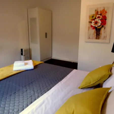 2stay - A2 * Ponta Delgada